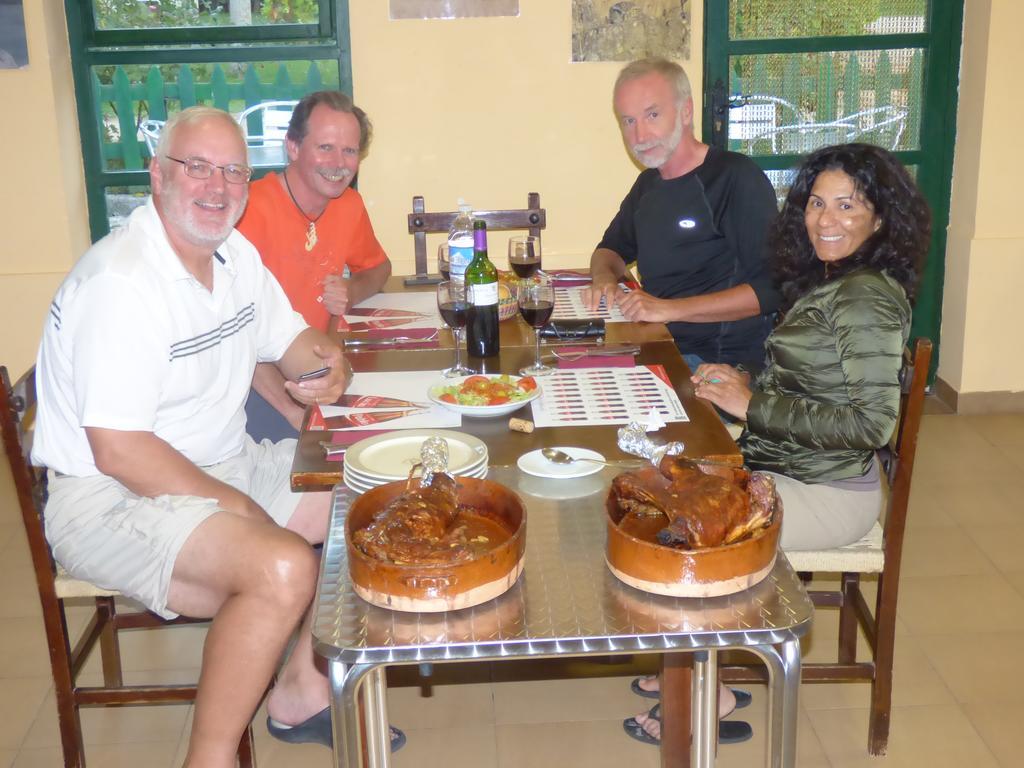 Camino De Santiago Hostel Castrojeriz Kültér fotó