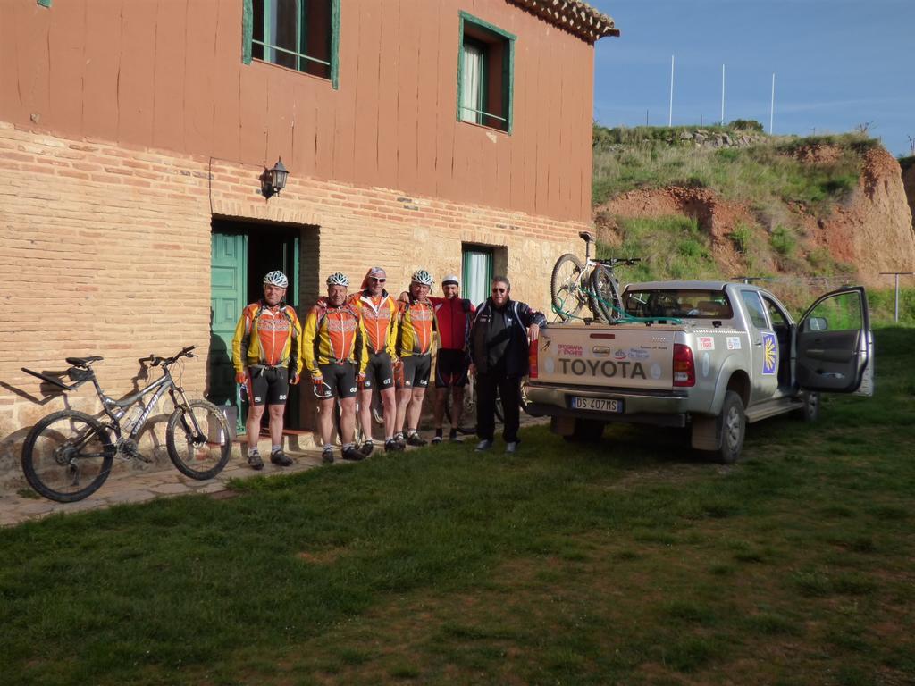 Camino De Santiago Hostel Castrojeriz Kültér fotó
